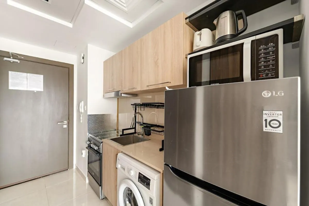 First Class Studio Cozy Luxe Sanctuary Dubai Apartment